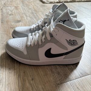Nike High-Top Sneakers in White and Gray